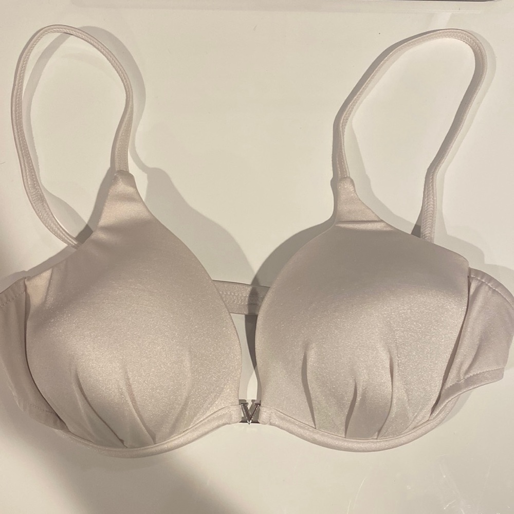 Venus bikini top